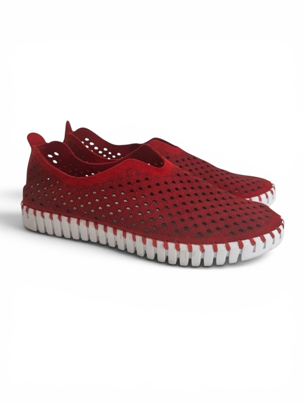 Ilse Jacobsen Tulip 139 Laser Cut Slip-On Shoes Deep Red Size 40